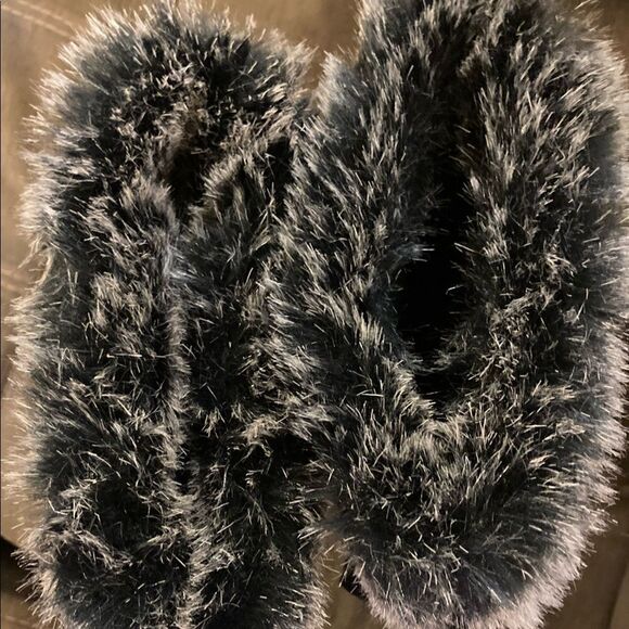 UNIQUE KNEE HIGH RUBBER/FUR SOCK BOOTS - SZ 7 - Picture 6 of 7